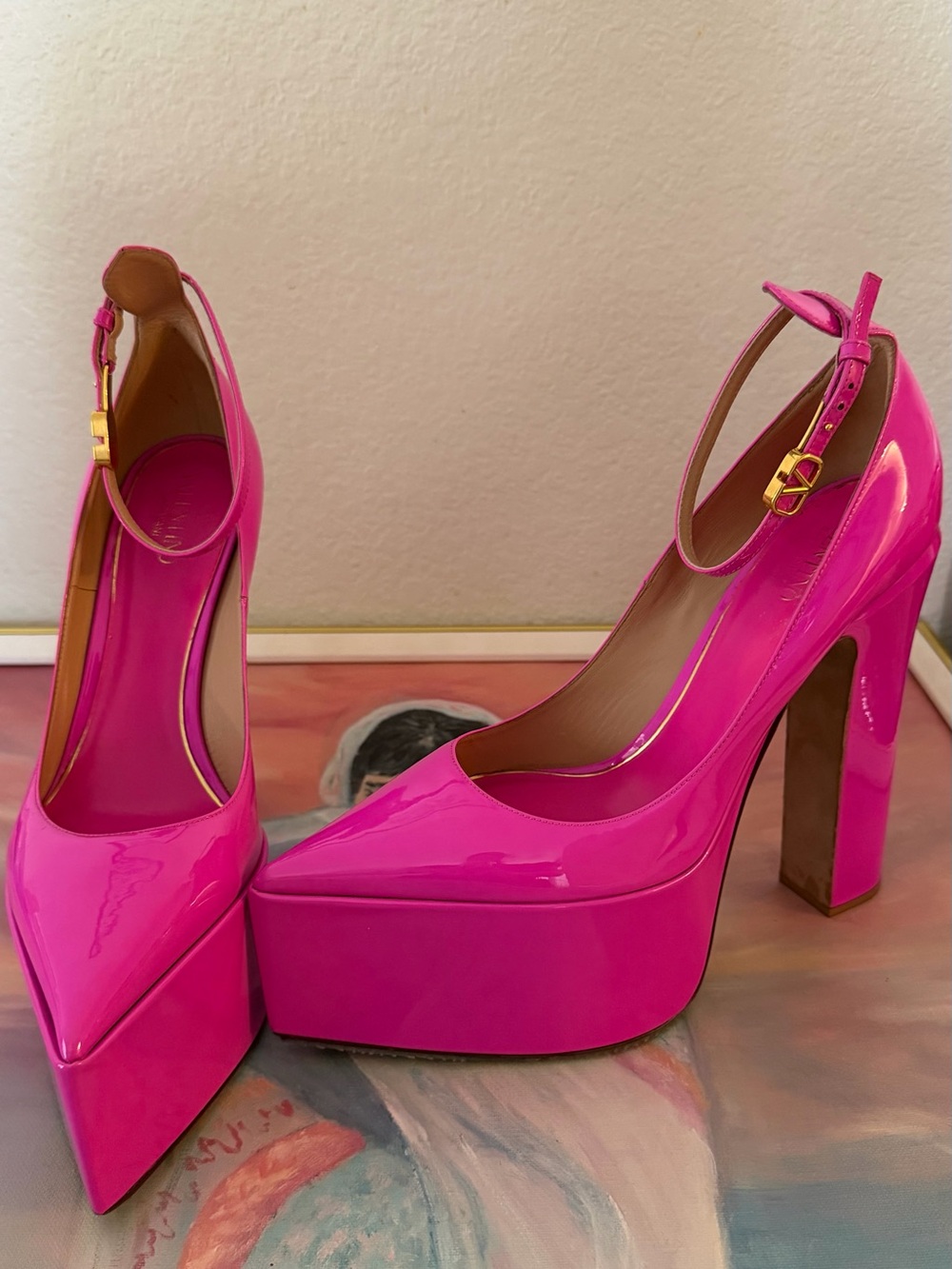 Valentino Garavani Tan-Go Platform Pumps hot pink size 39